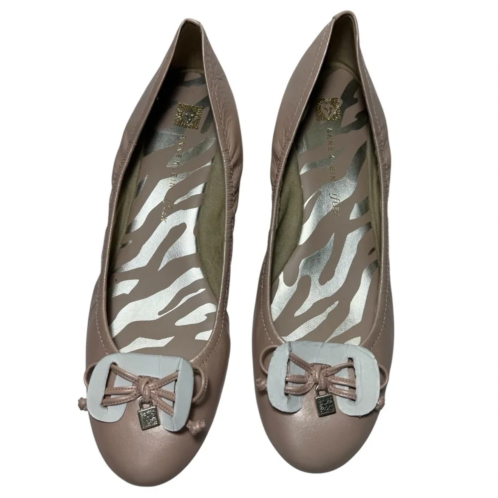Anne Klein chic flats
